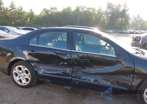 2010 Ford Fusion Se z USA, uszkodzony, nr VIN 3FAHP0HA9AR128417